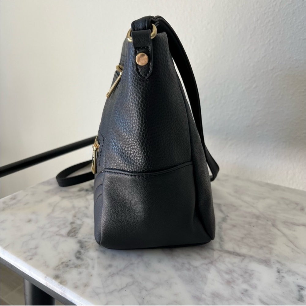 Juicy Couture Escapade Crossbody Black NWT - Picture 2 of 5